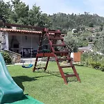 Casa Dos Cinco - Geres Feriehus