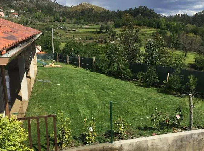 Casa Dos Cinco - Geres * Терраш-ди-Бору